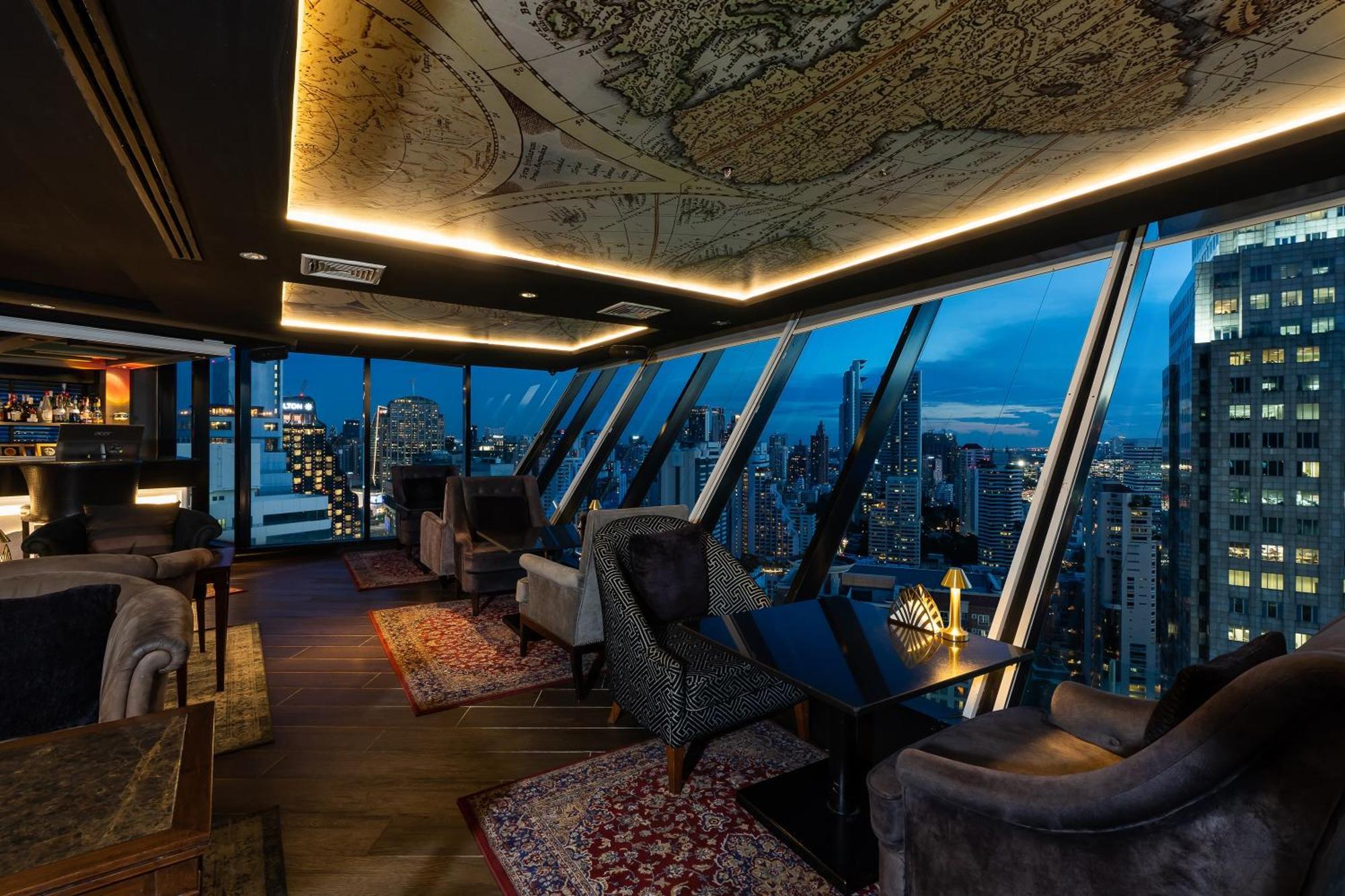 The Continent Sukhumvit - Asok Bts מלון 5*