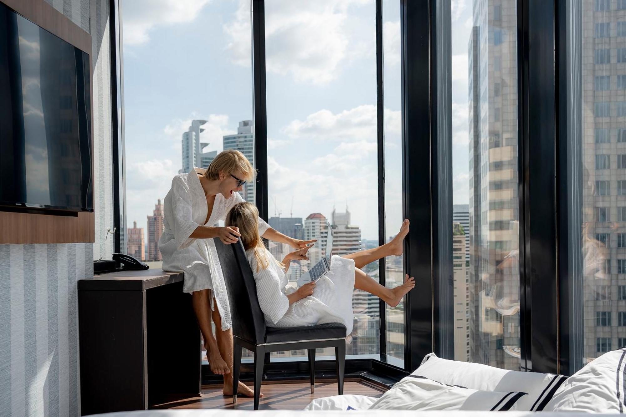 מלון The Continent Sukhumvit - Asok Bts 5*